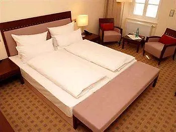 Hotel Merian 3*