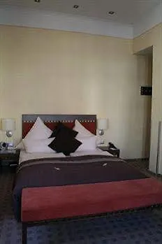 Hotel Merian 3*